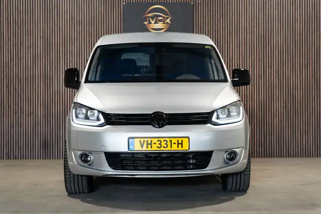 Volkswagen Caddy view 4