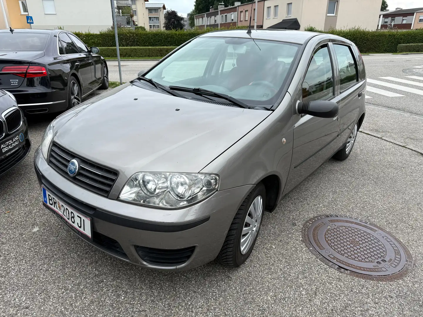 Fiat Punto 1,2 Formula Dualogic Aut. Gris - 1