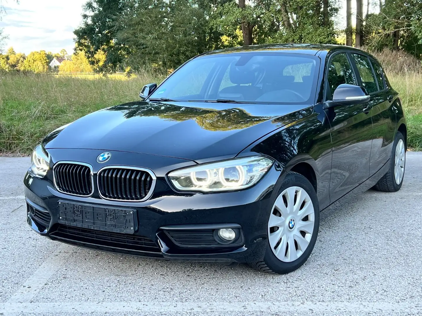 BMW 116 BMW 1 Lim. 5-trg. 116 d/ Facelift/XENON/PDC/AHK Schwarz - 2