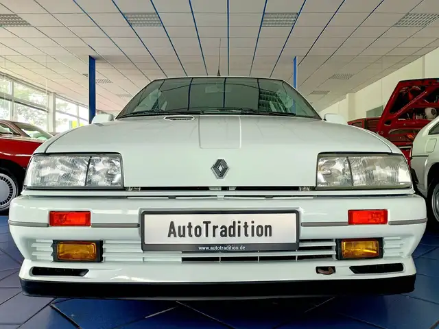 Renault R 19 R 19 16V -Original -Erstlack -zweite Hand -Arktis Weiß