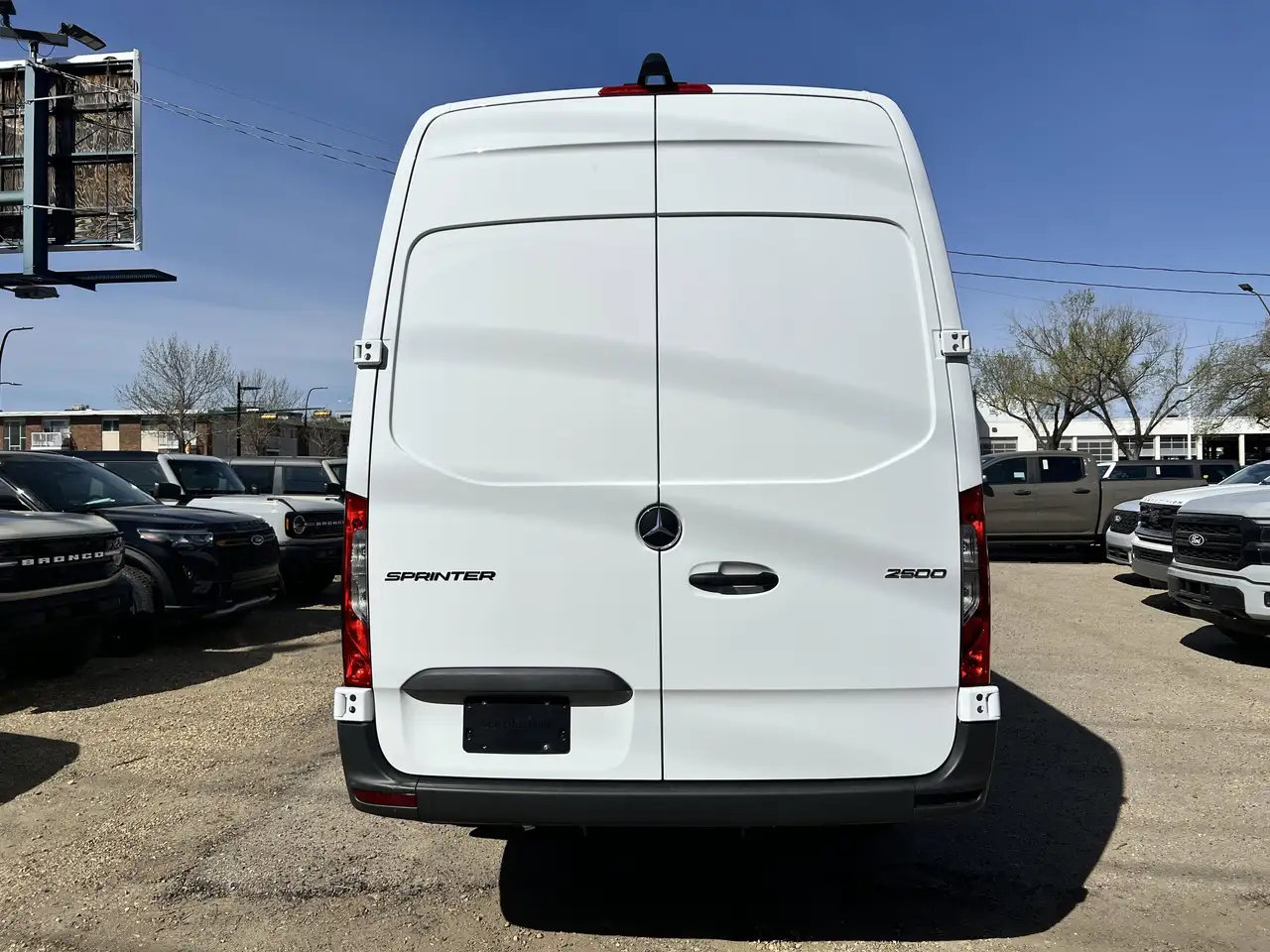 Mercedes-Benz Sprinter снимка Mercedes-Benz Sprinter