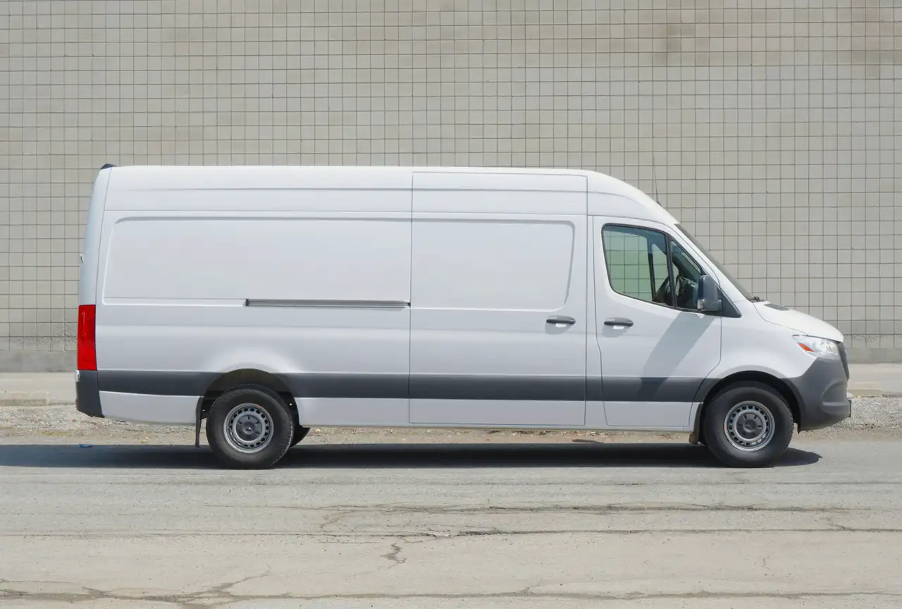 Mercedes-Benz Sprinter снимка Mercedes-Benz Sprinter