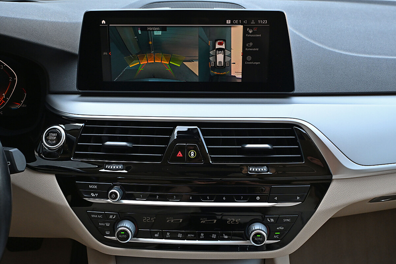 BMW 520 d xDrive Touring Aut. AHK, 360 CAM, HeadUp, Kom... — photo 6