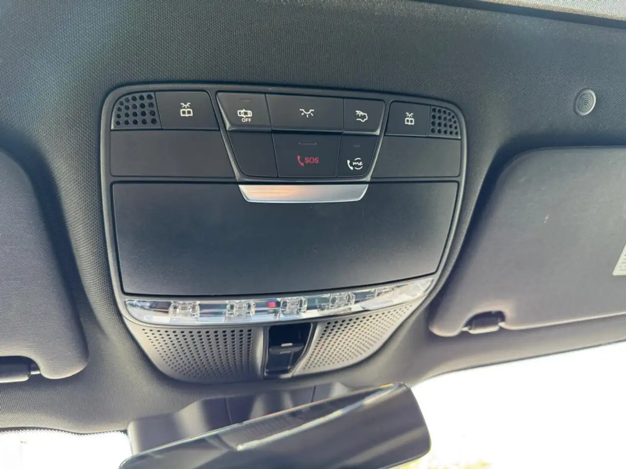 Mercedes-Benz GLC снимка Mercedes-Benz GLC