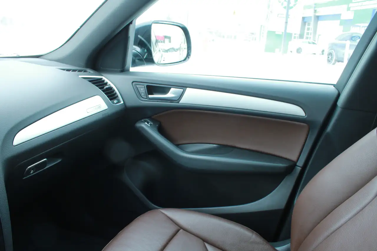 Audi Q5 снимка Audi Q5