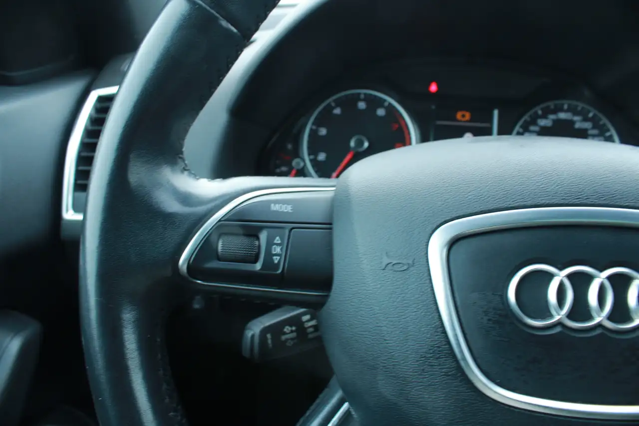 Audi Q5 снимка Audi Q5