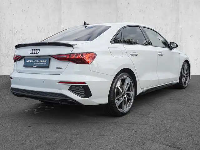 Audi A3 view 4