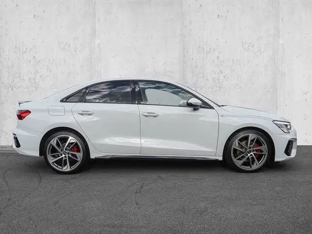 Audi A3 view 5