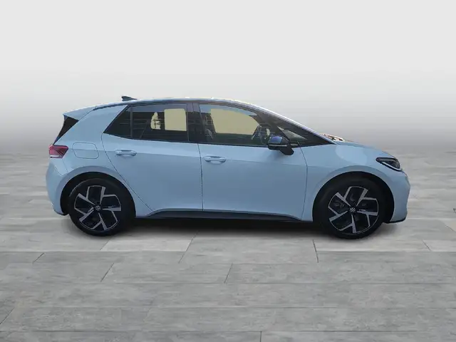 Volkswagen Id.3 view 6