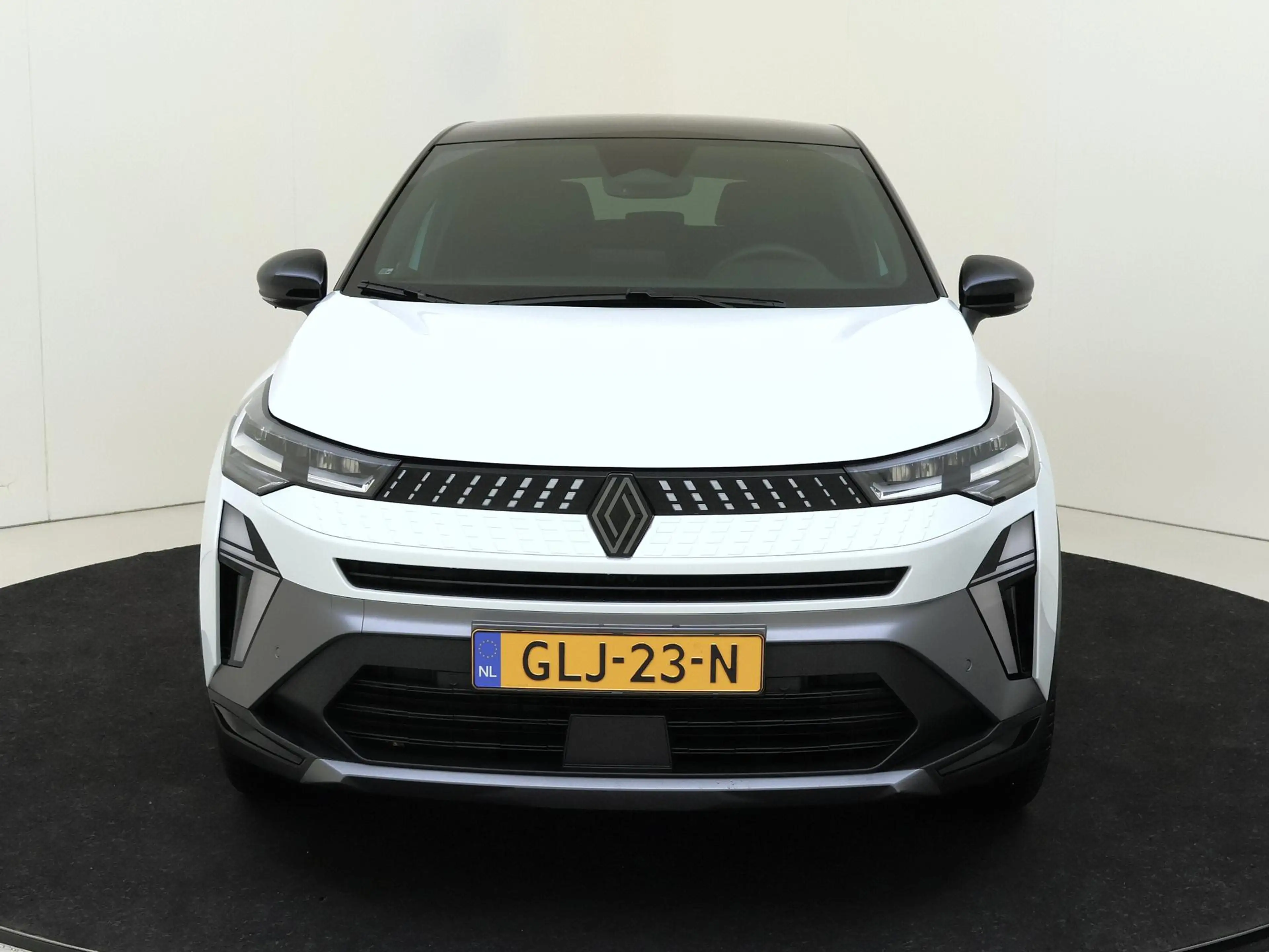 Renault Captur 1.6 E-Tech full hybrid 145 esprit Alpine | Automaa — photo 2