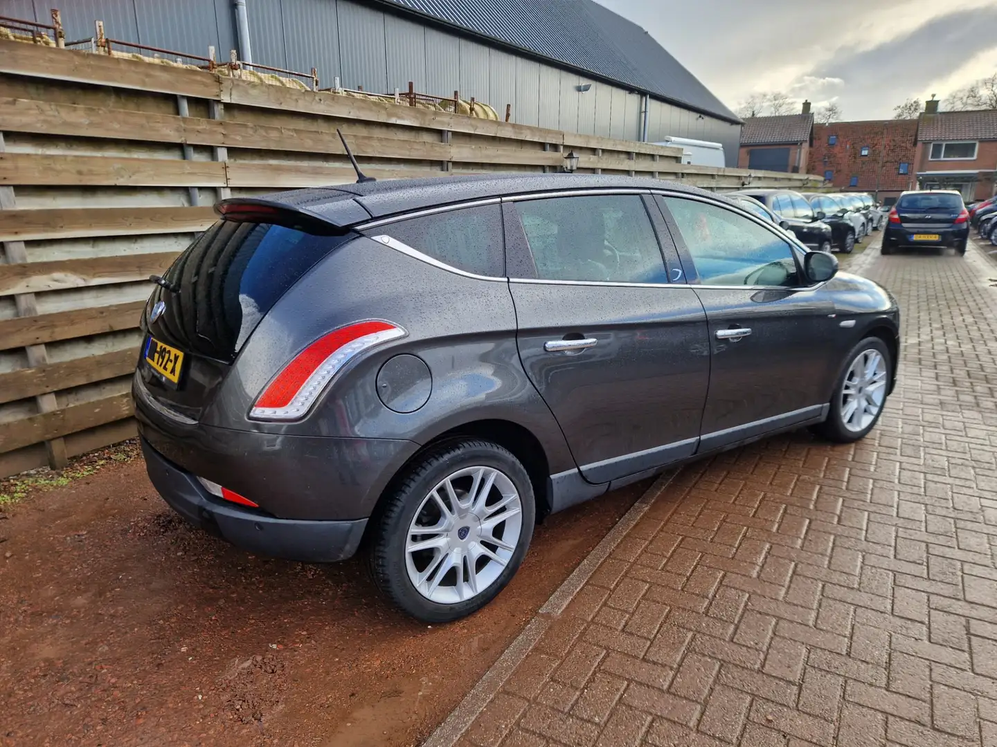 Lancia Delta 1.8-16V Di Platino Navigatie Gris - 2