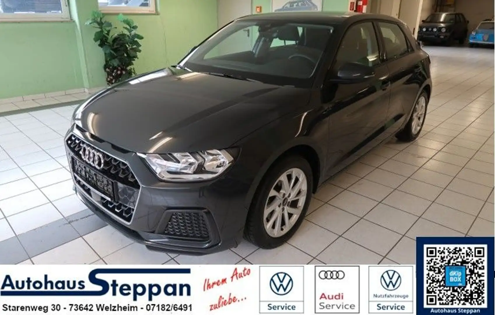 Audi A1 Sportback 1,0 TFSI advanced +RFK +APP+KlimaAT Grau - 1