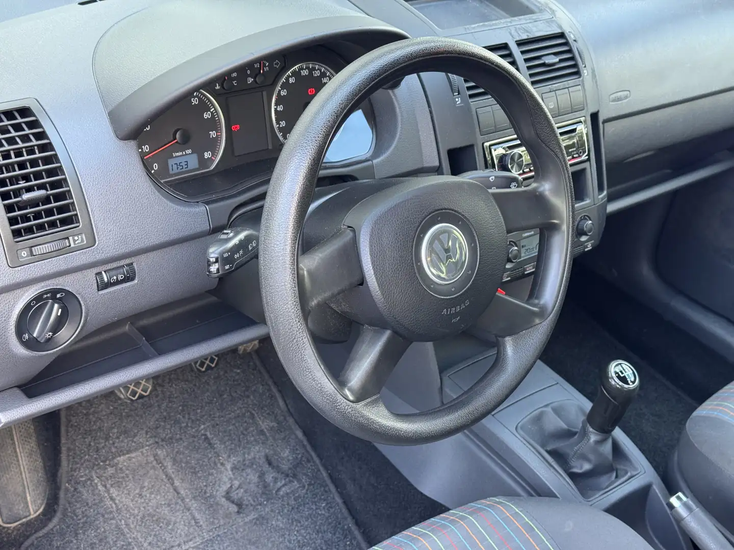 Volkswagen Polo 1.4-16V Optive | Cruise | Automatische airco Gris - 2