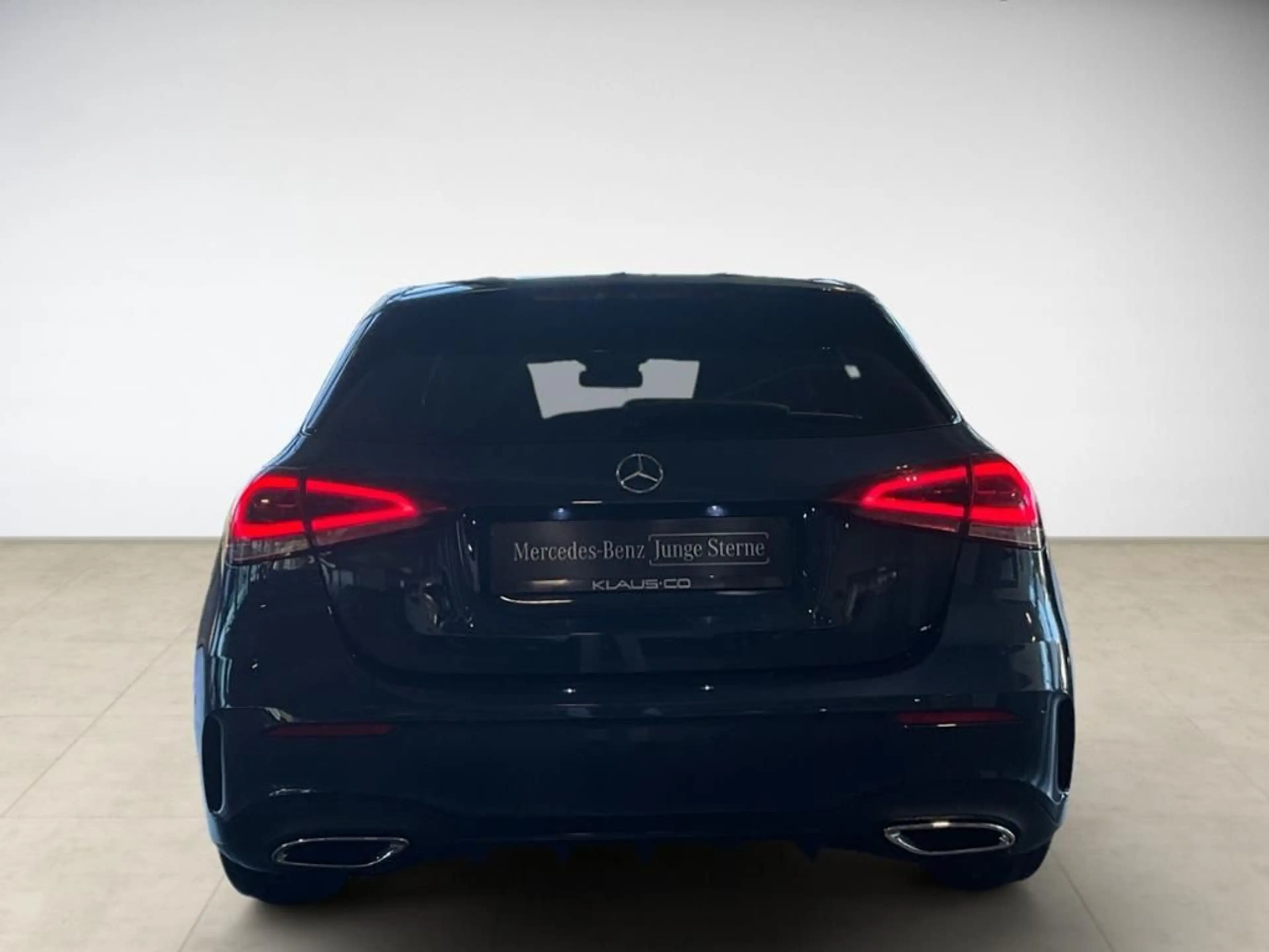 Mercedes-Benz A 180 AMG Line AUT Kam. KlimaA LED LM PDC SHZ — photo 5