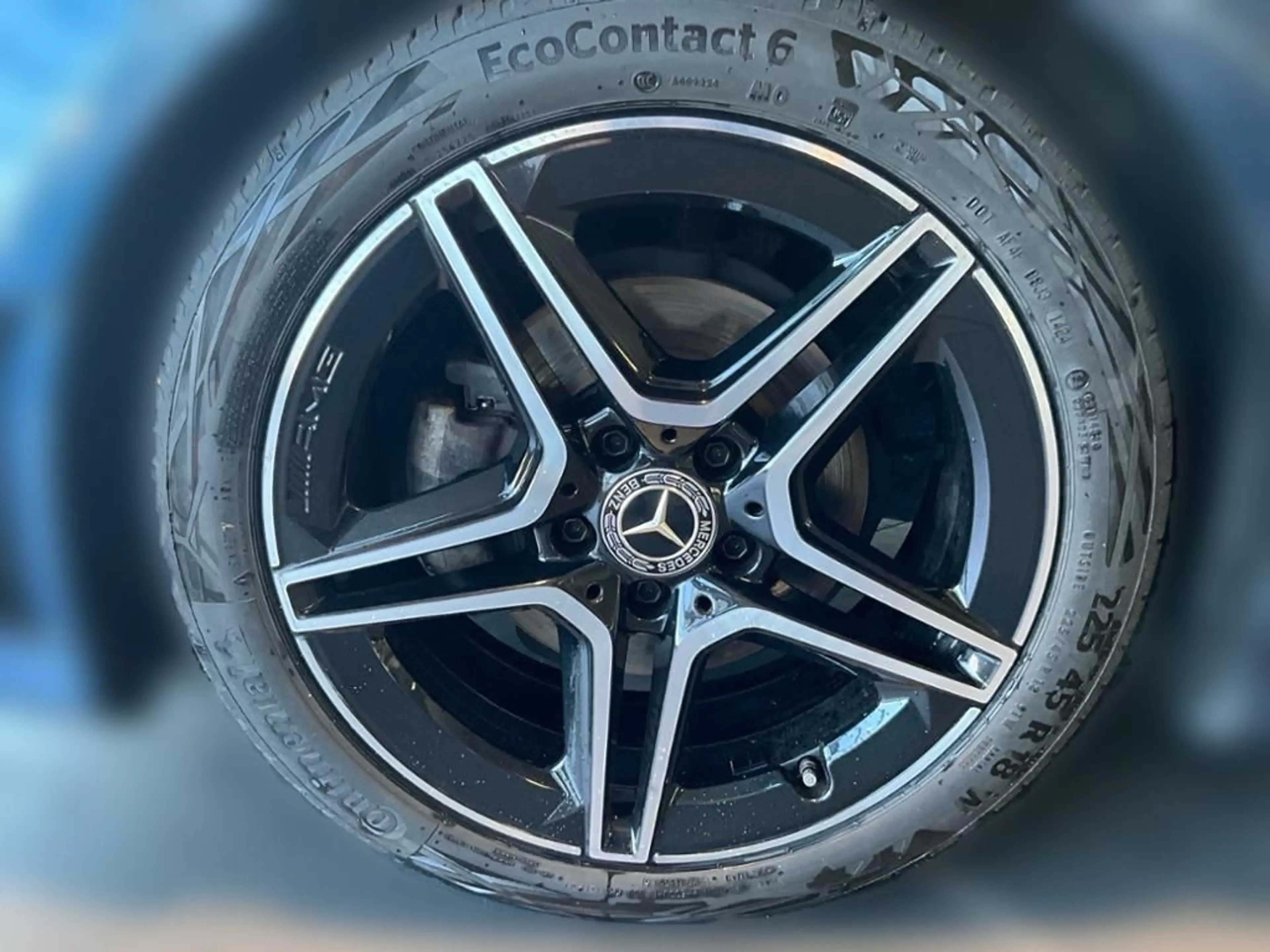 Mercedes-Benz A 180 AMG Line AUT Kam. KlimaA LED LM PDC SHZ — photo 15