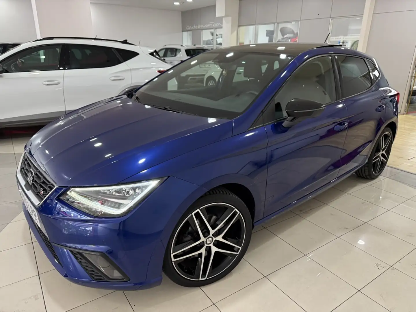 SEAT Ibiza 1.0 TSI S&S FR 115 Azul - 1