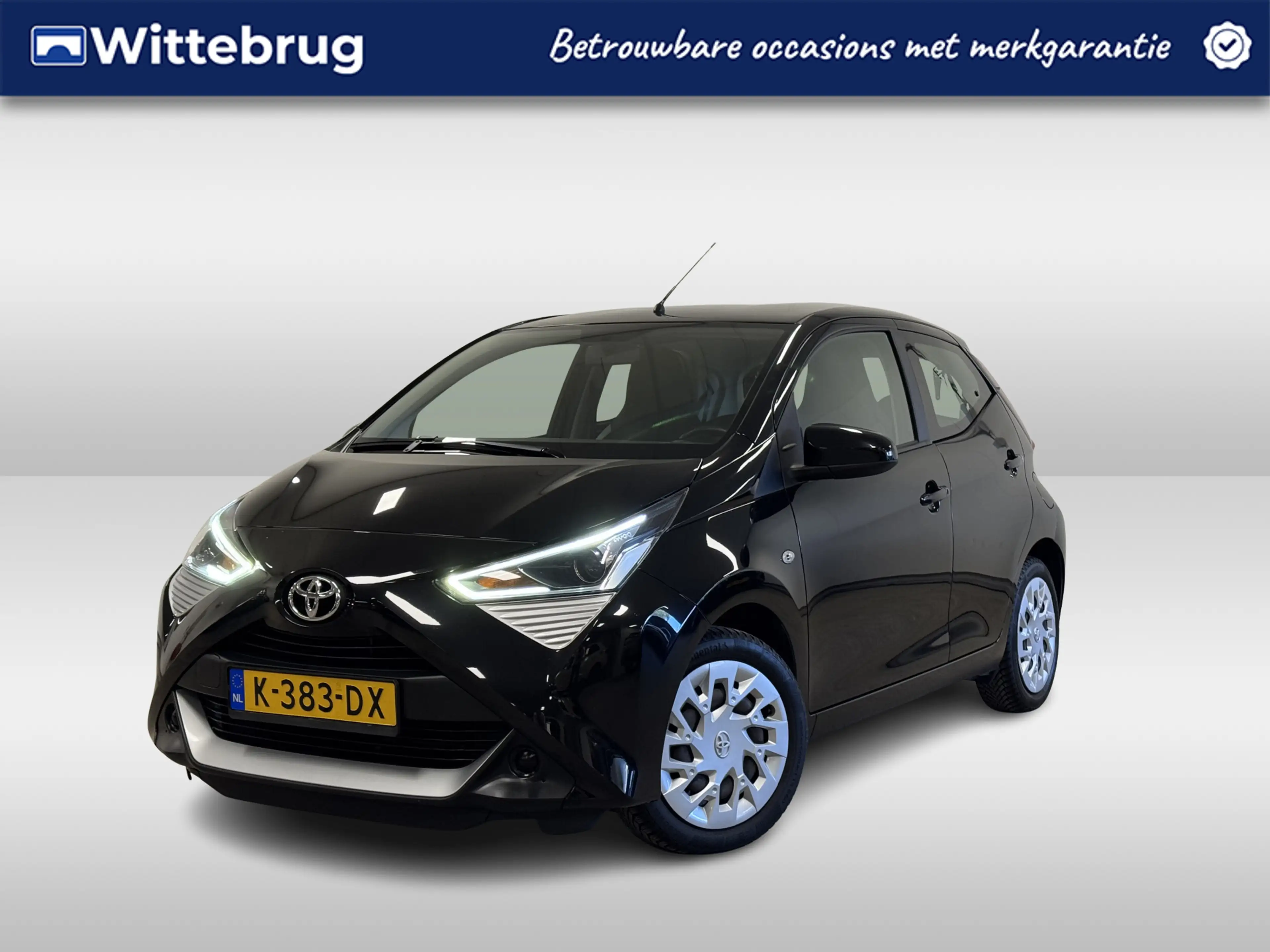 Toyota Aygo 1.0 VVT-i x-play limited