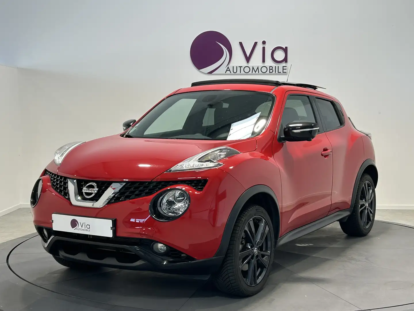 Nissan Juke 1.6e DIG-T 190  Connect Edition - toit ouvrant pan Rouge - 1