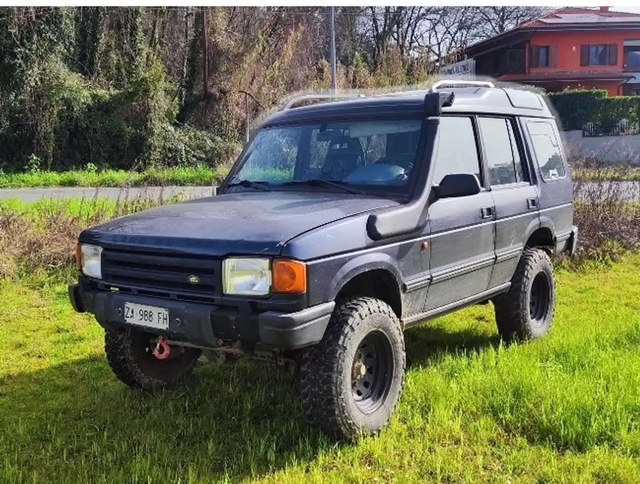 Land Rover Discovery 5p 2.5 tdi Luxury auto, foto 2
