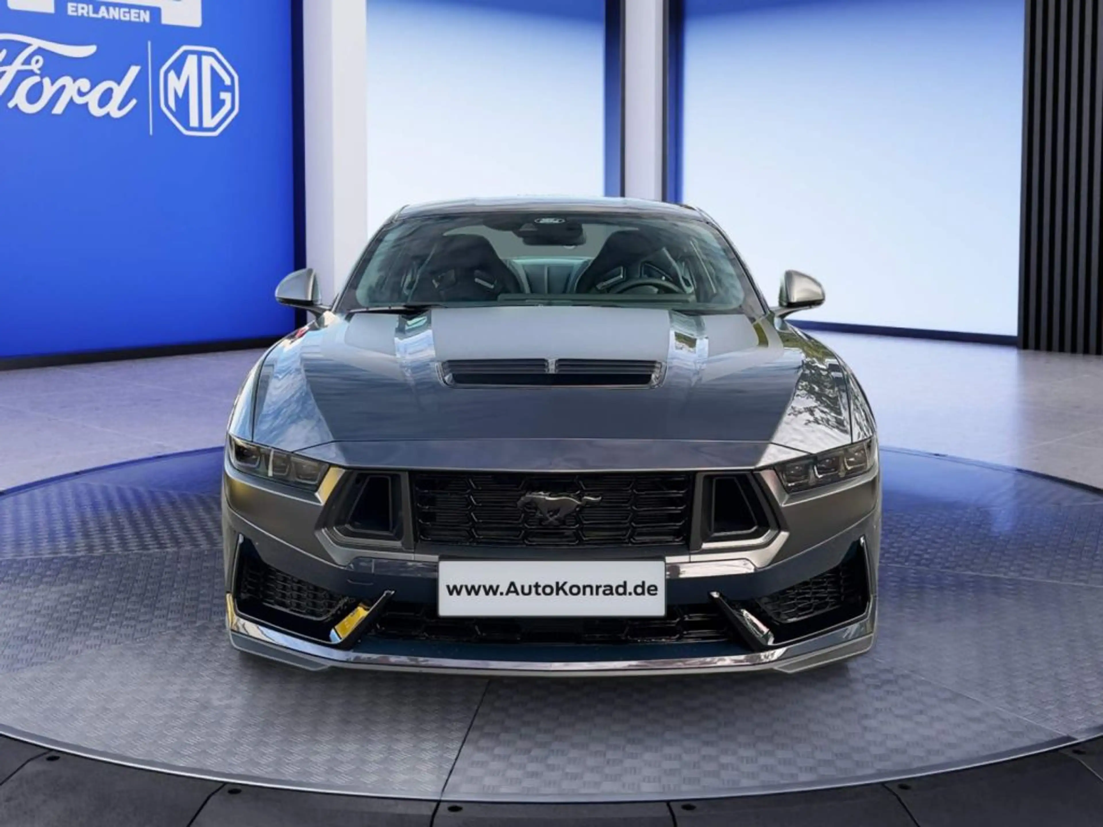 Ford Mustang Fastback Dark Horse 5.0 V8 *Recaro* — photo 2