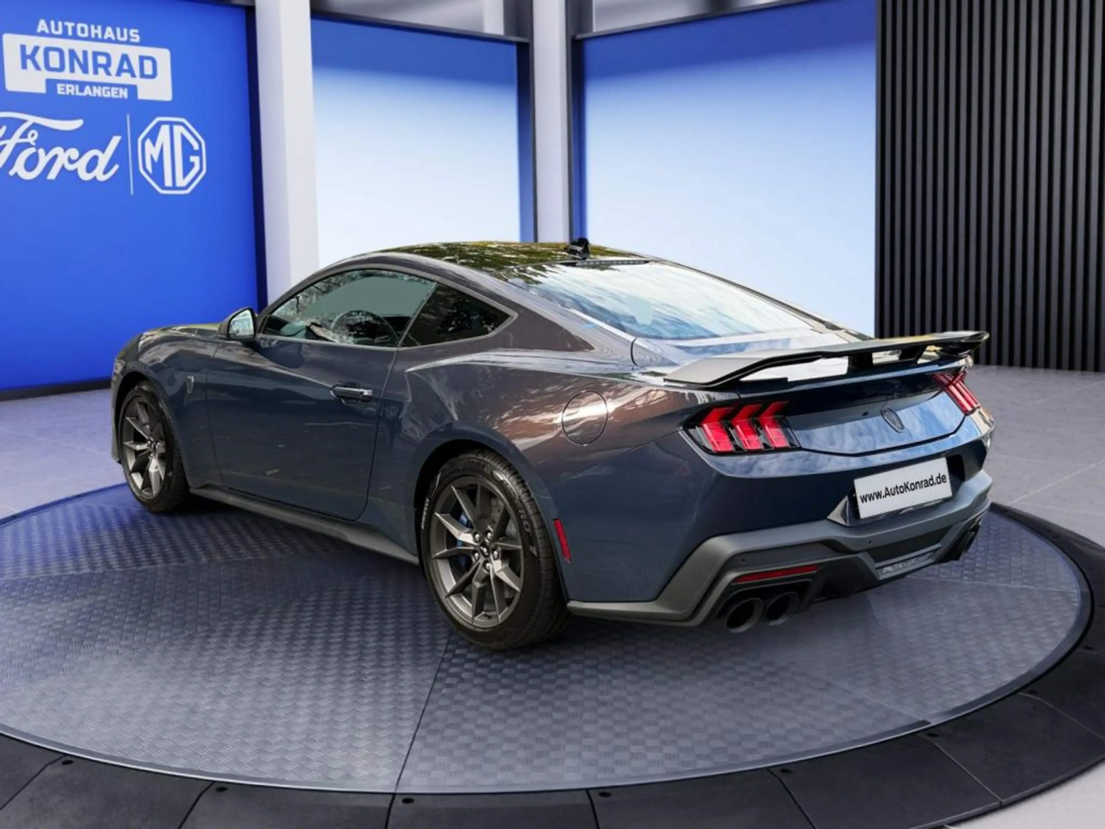Ford Mustang Fastback Dark Horse 5.0 V8 *Recaro* — photo 4