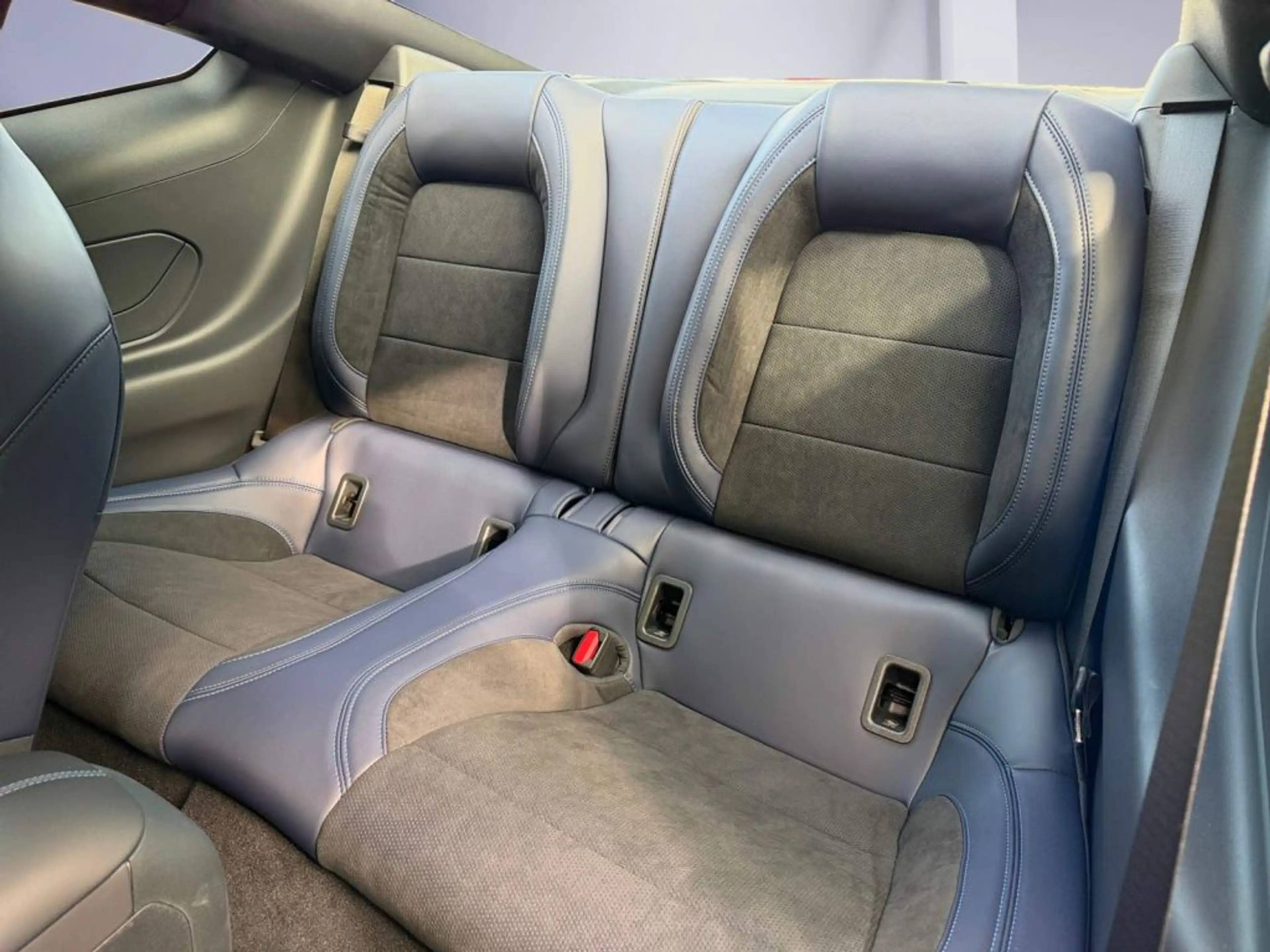 Ford Mustang Fastback Dark Horse 5.0 V8 *Recaro* — photo 9