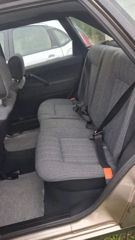 Volkswagen Passat CL 1.6B 152.000k 1991 gekeurd voor verkoop, foto 7