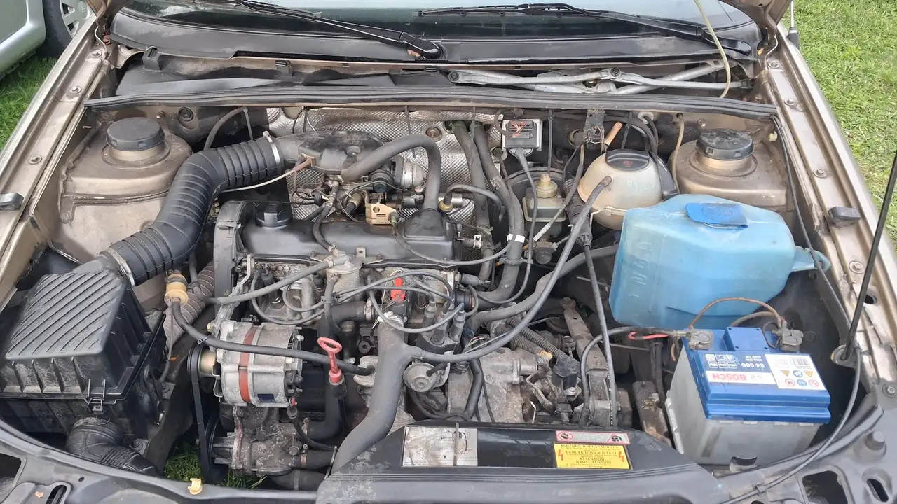 Volkswagen Passat CL 1.6B 152.000k 1991 gekeurd voor verkoop, foto 12