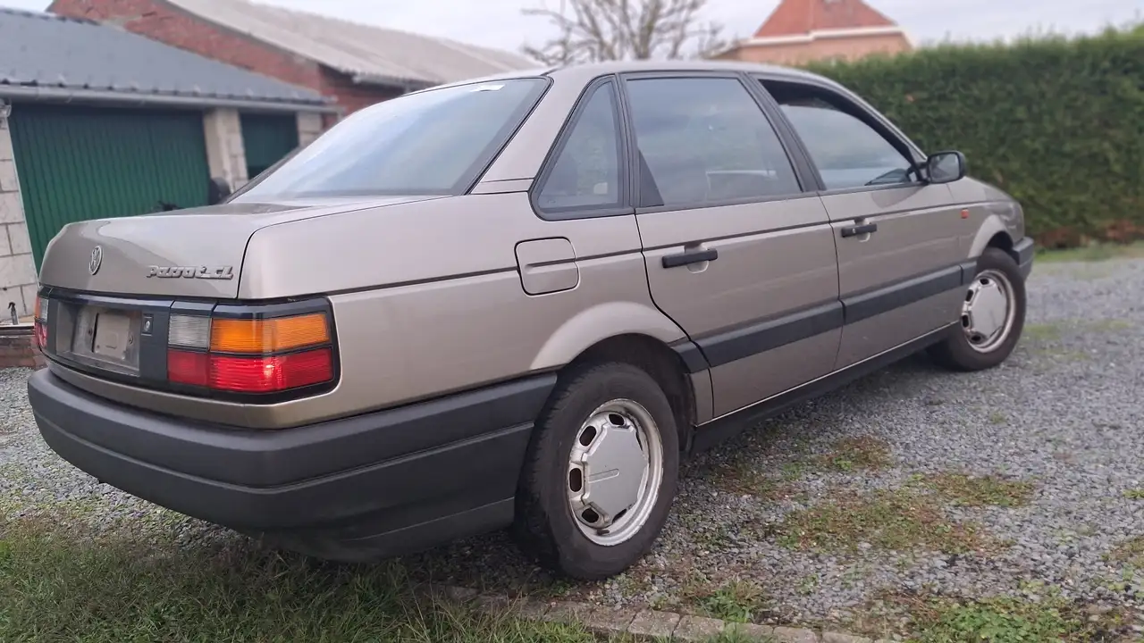 Volkswagen Passat CL 1.6B 152.000k 1991 gekeurd voor verkoop, foto 4