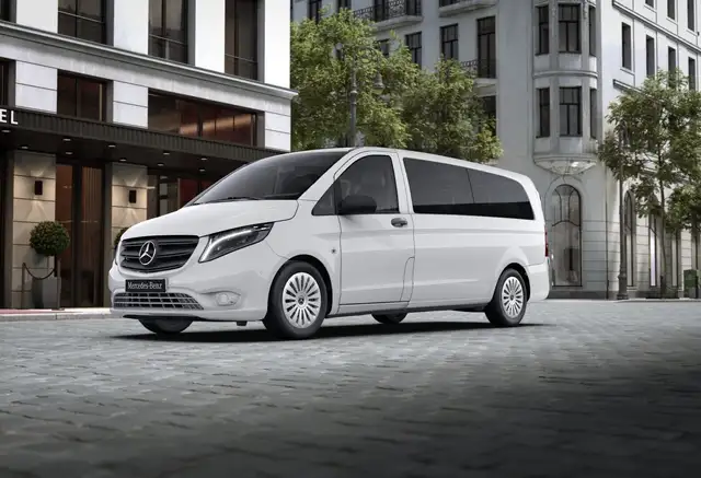 Mercedes-Benz Vito 116 CDI Kombi 4x4 Extralang Ansicht 3