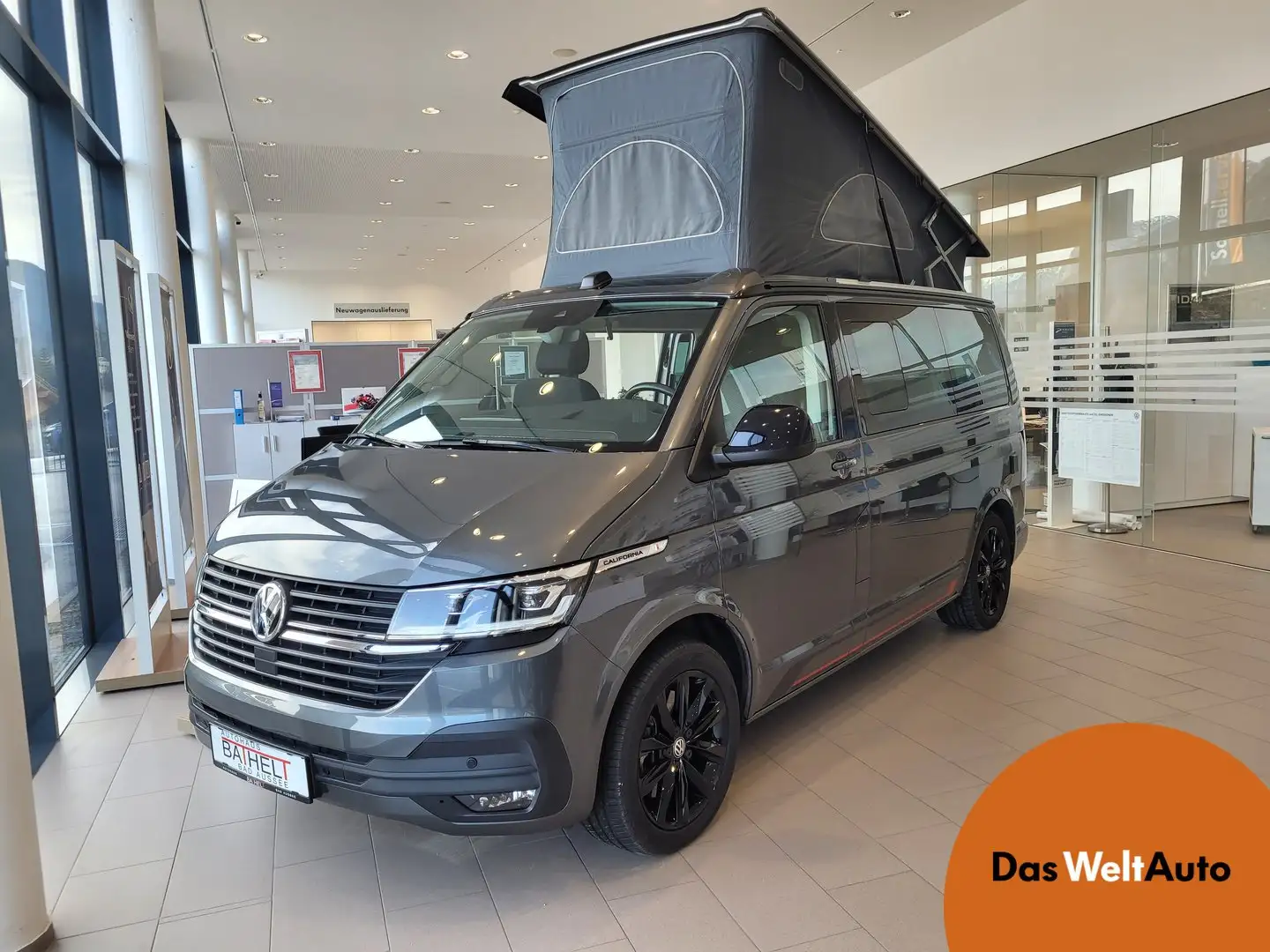 Volkswagen T6.1 California VW T6.1 California Beach Edition TDI 4MOTION Grau - 1