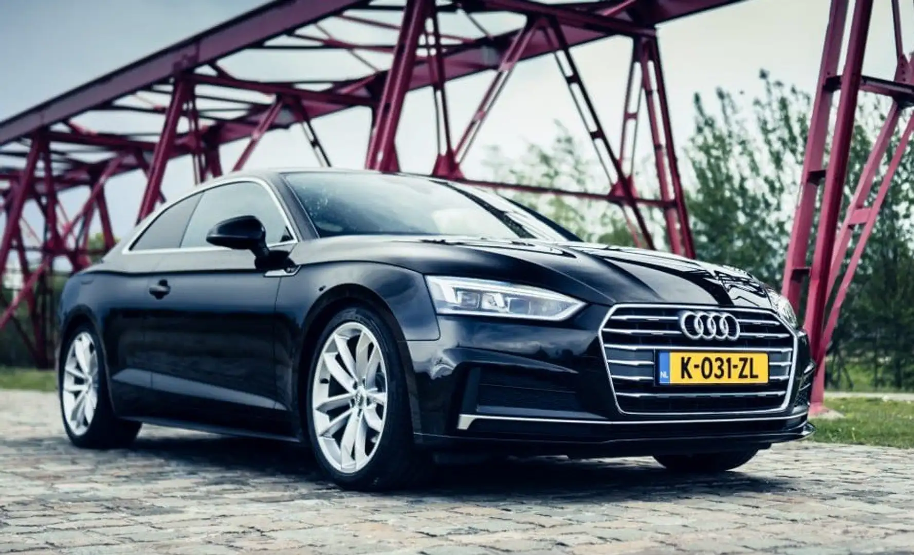 Audi A5 A5 2.0 TFSI u. LaunchEd Zwart - 1