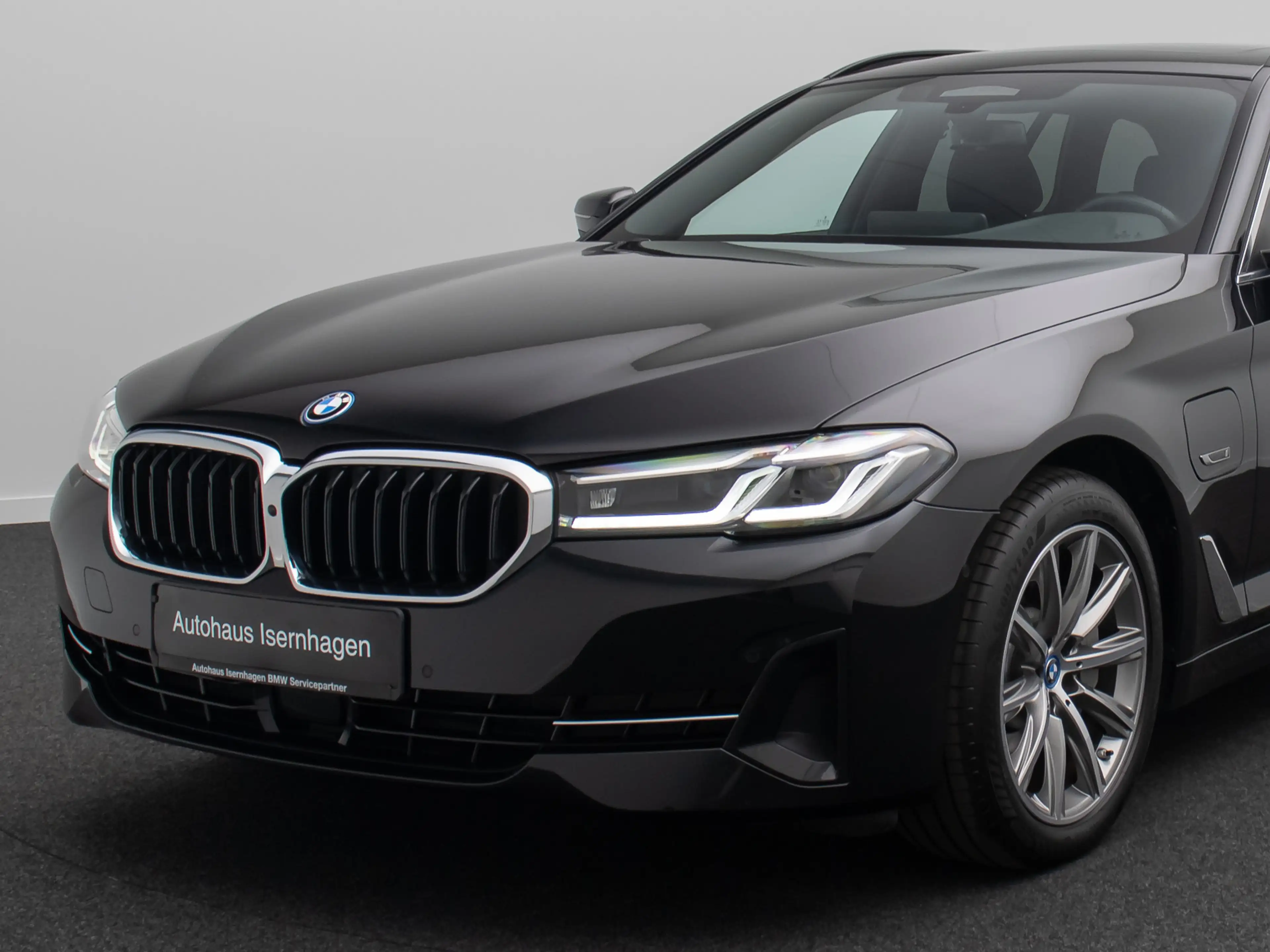 BMW 530 Panorama 360°DAB HiFi 4xKlima AHK Alarm — photo 19