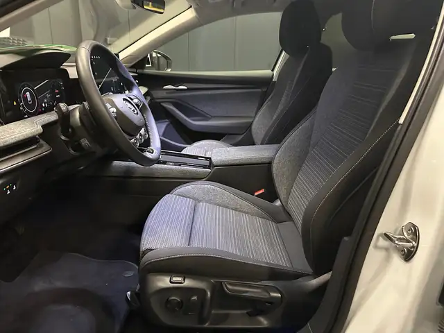 Skoda Superb view 14