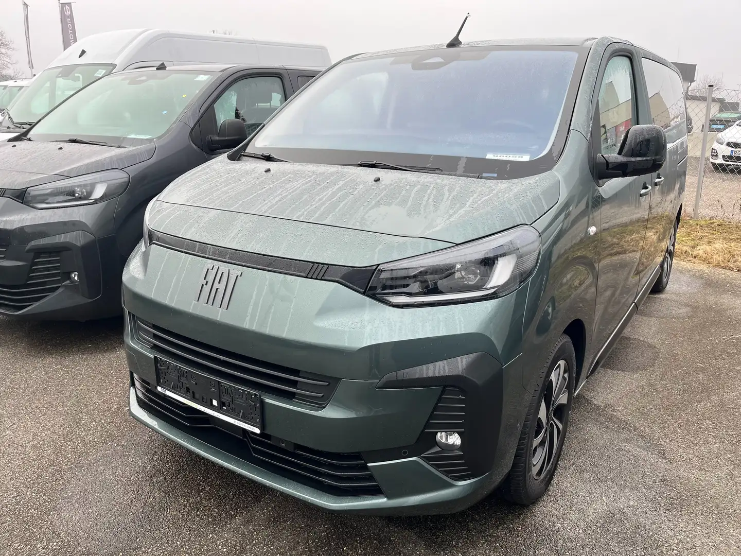 Fiat Ulysse Lounge HDI 180 Aut.  8Sitzer L2 Grau - 1