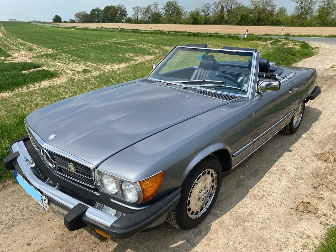 Mercedes-Benz SL 560 107er, foto 1