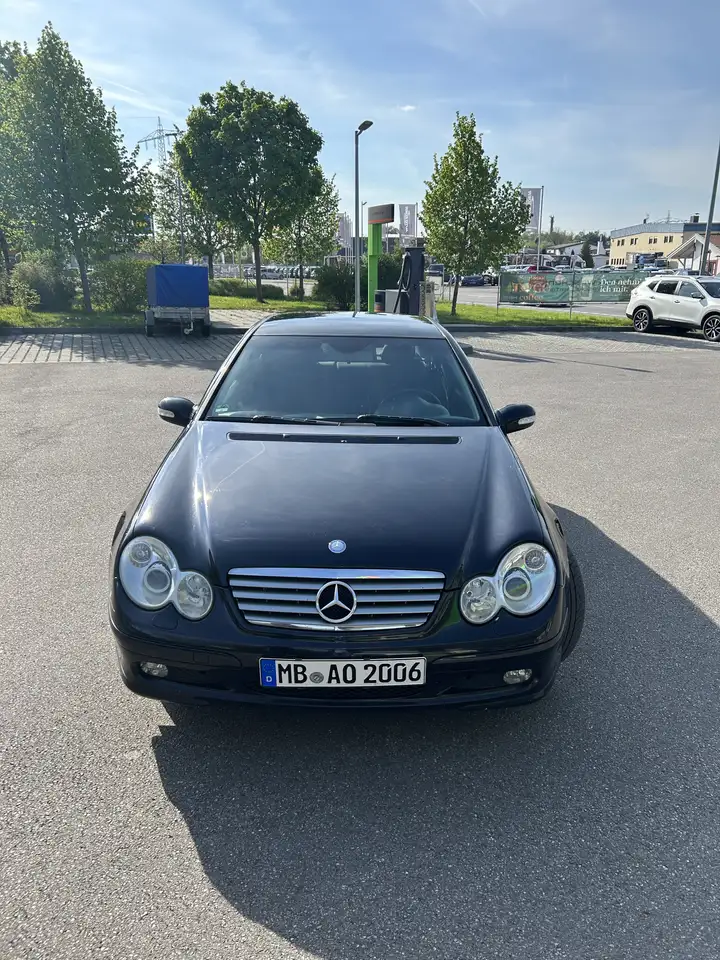Mercedes-Benz CL 200
