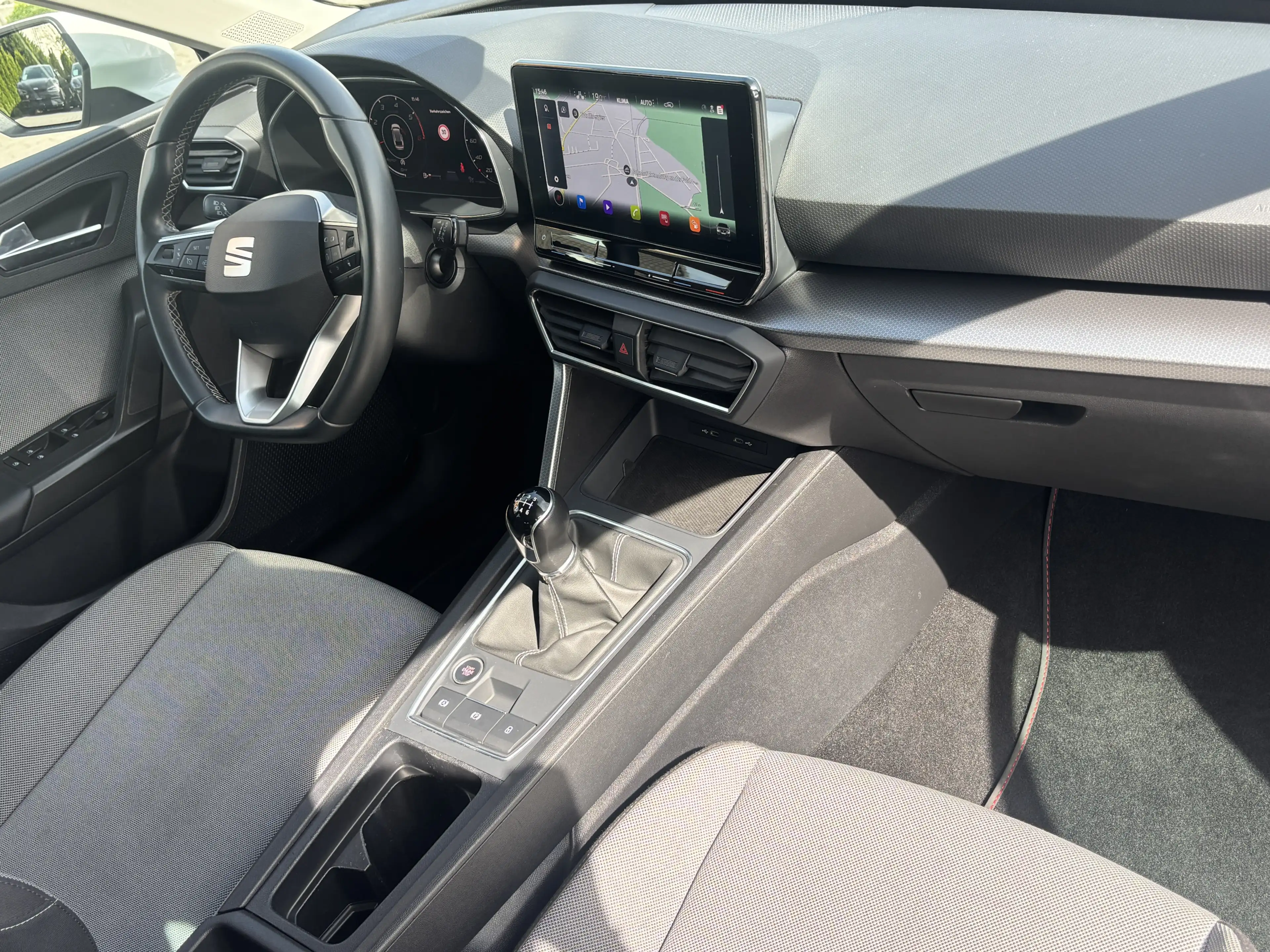 SEAT Leon Style LED NAV VC ACC SHZ LHZ PDC DAB WINTER — photo 9