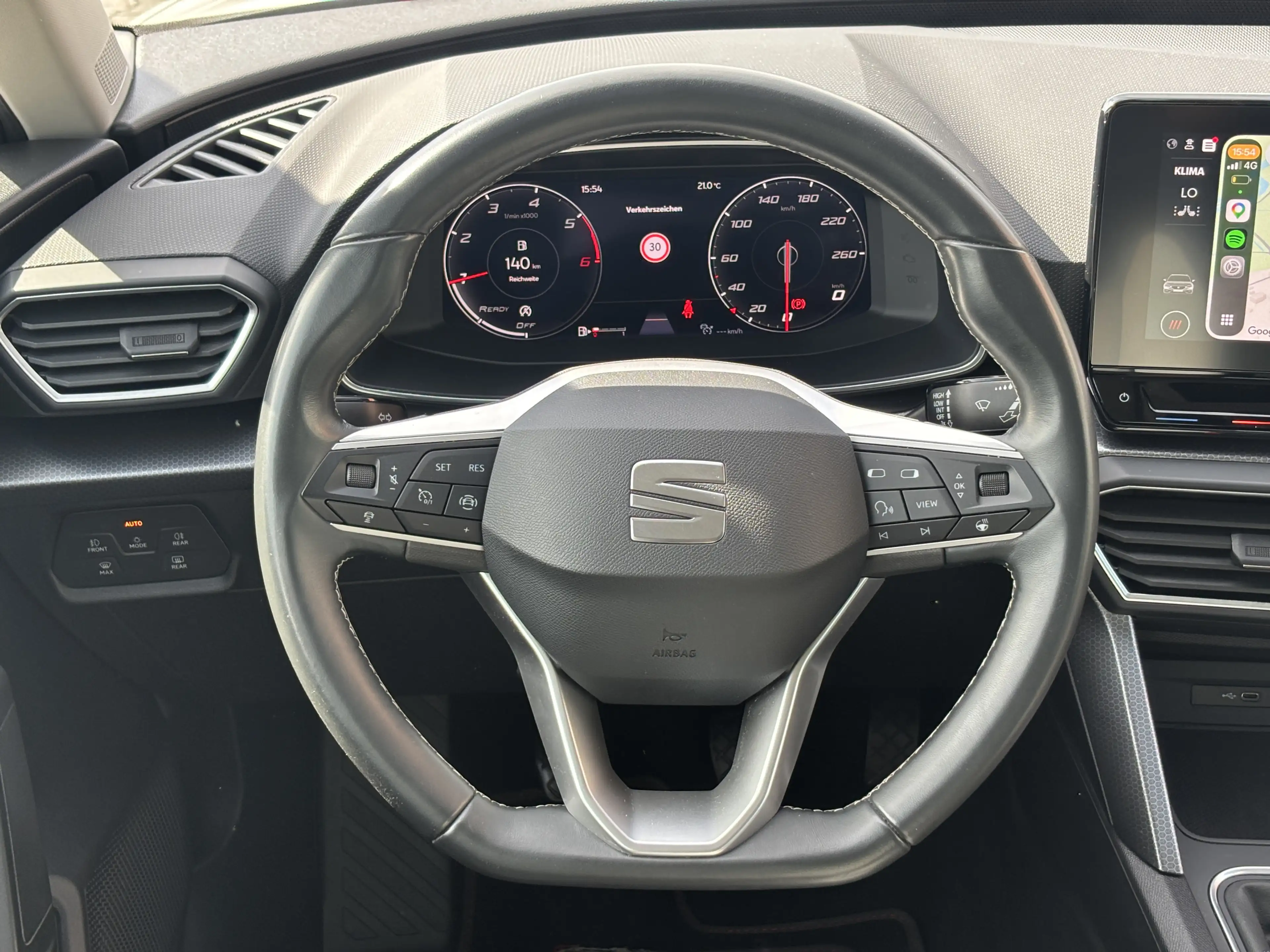 SEAT Leon Style LED NAV VC ACC SHZ LHZ PDC DAB WINTER — photo 16