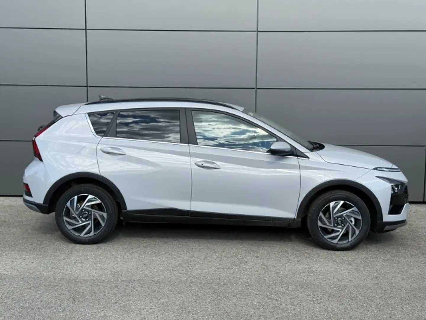 Hyundai BAYON Comfort Line 1 Grau - 2