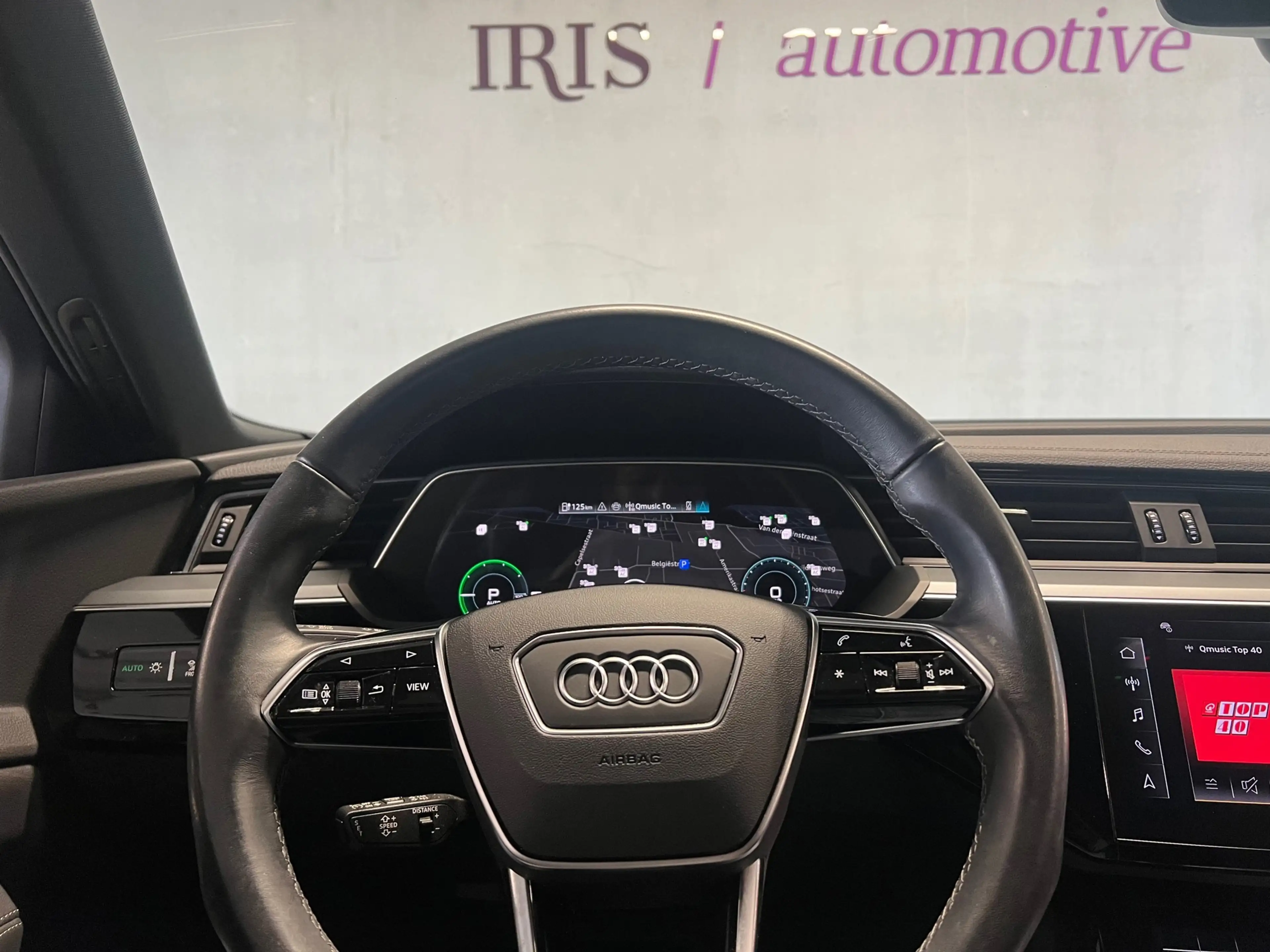 Audi Q8 e-tron E-tron 50 quattro - Luchtvering - Sportstoelen - S — photo 4