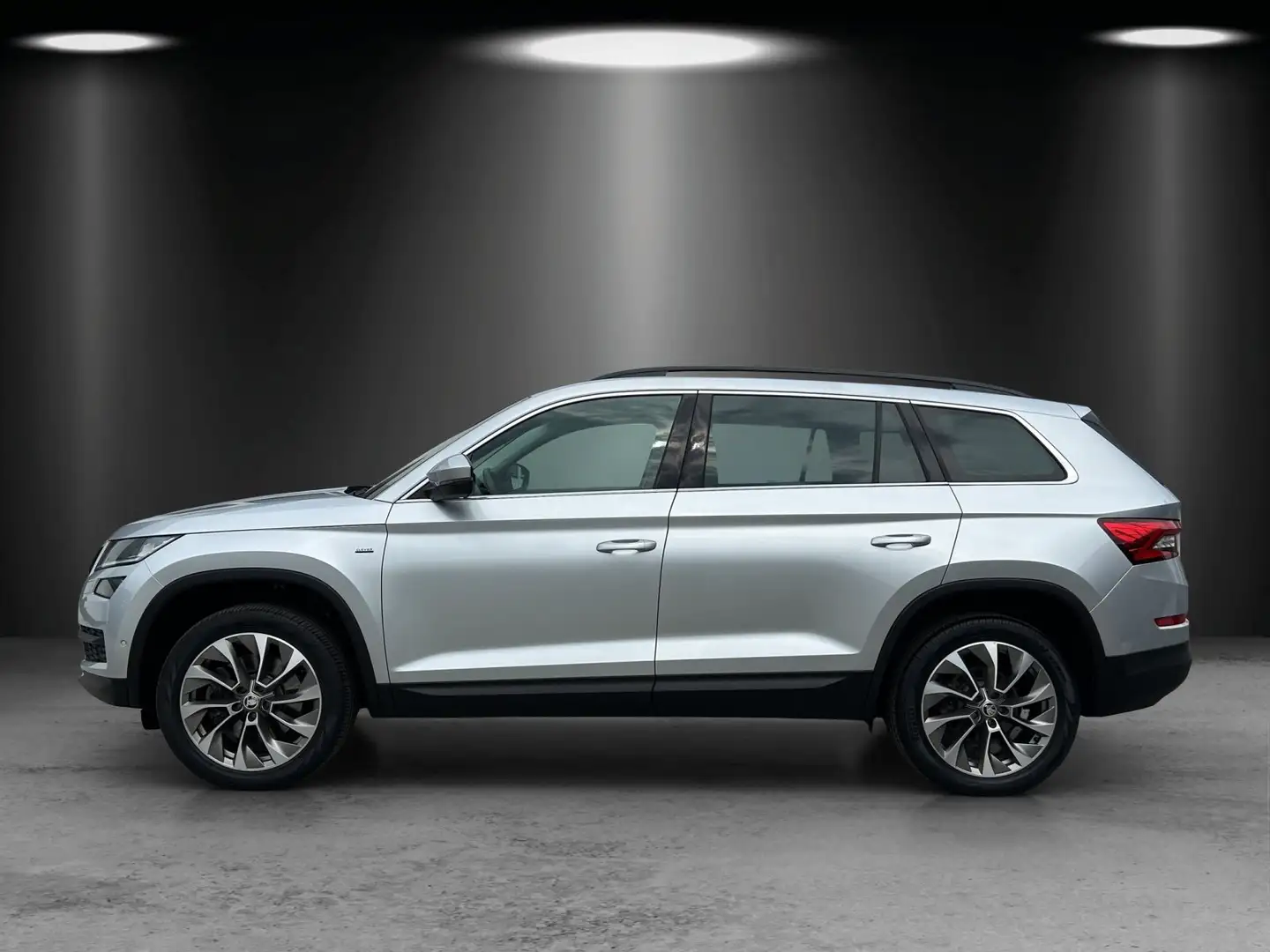 Skoda Kodiaq 2.0 TDI Clever 4x4 DSG/ACC/VIRTUAL/DCC/ Argent - 2