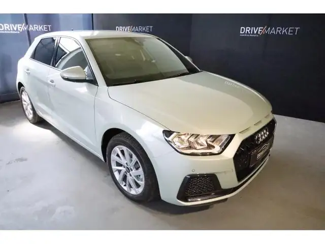 Audi A1 Advanced