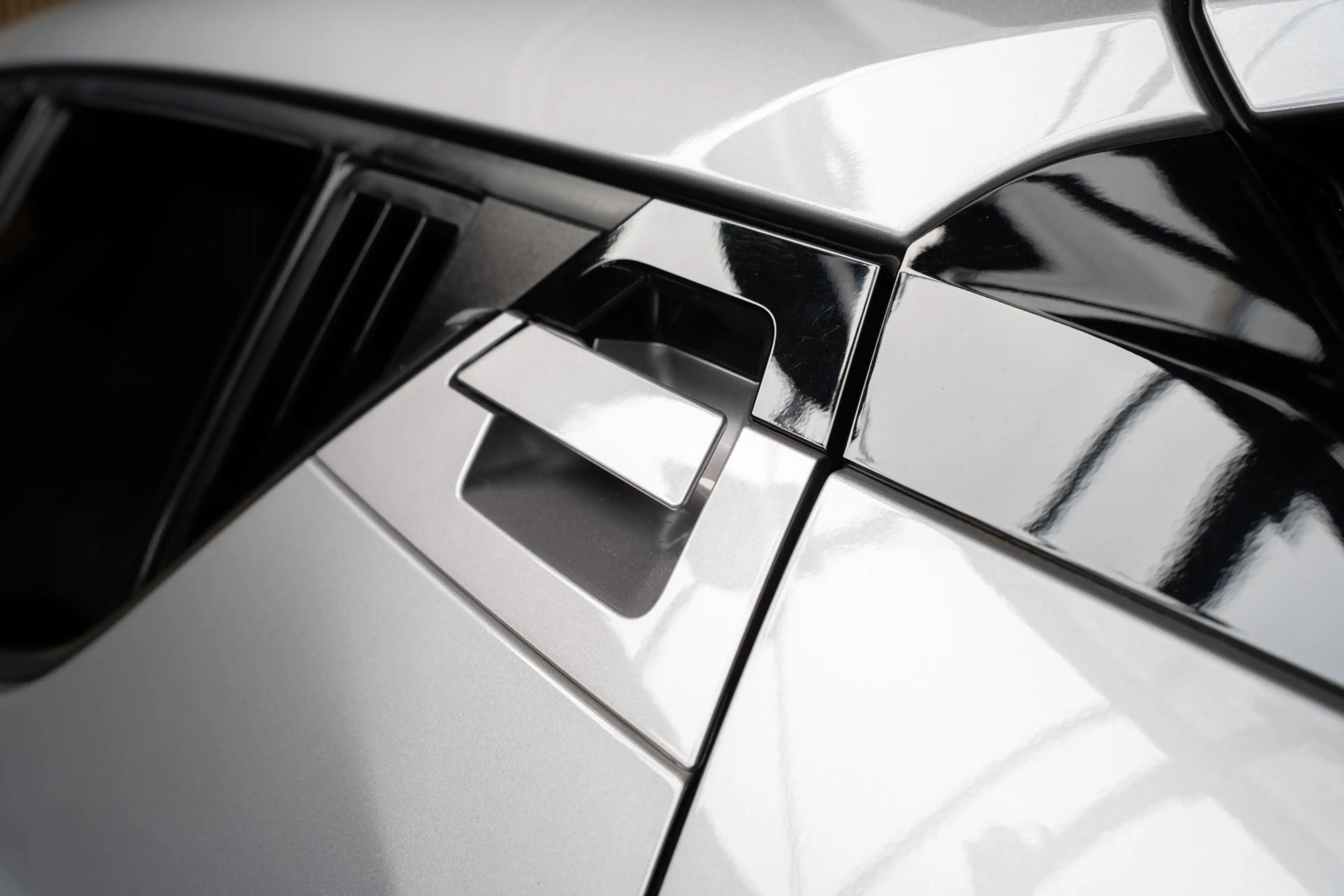 Toyota C-HR 1.8 Hybrid Dynamic Sport — photo 14