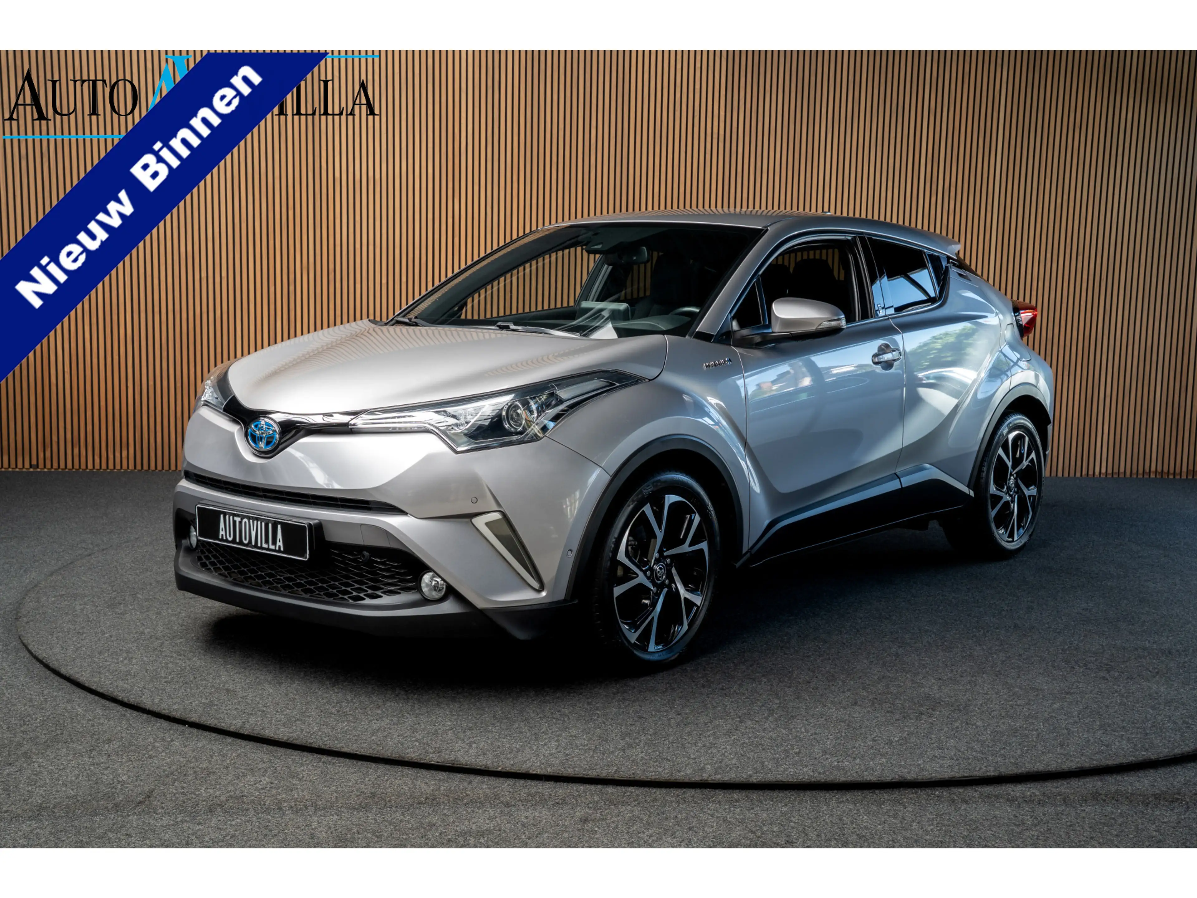 Toyota C-HR 1.8 Hybrid Dynamic Sport