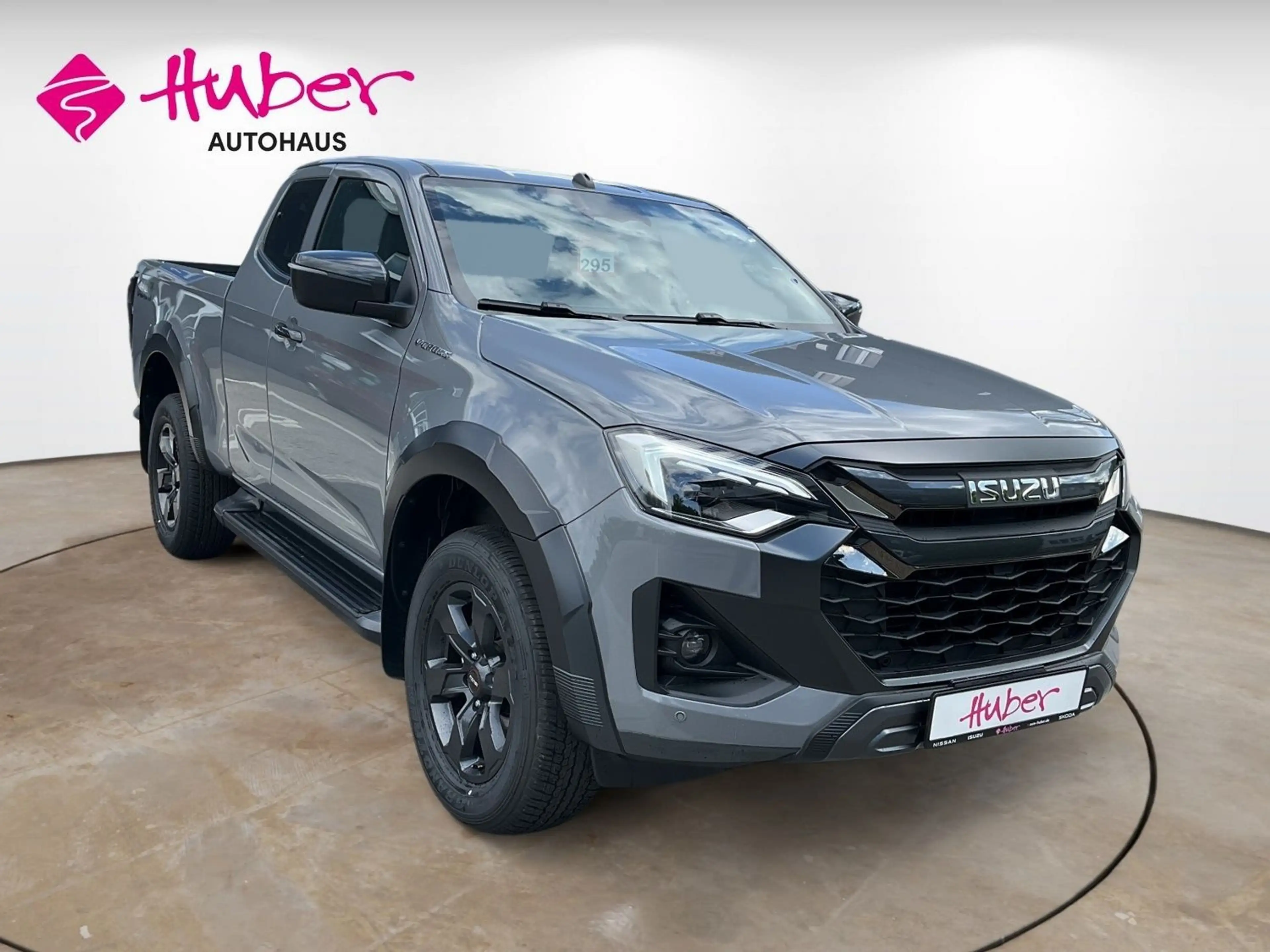 Isuzu D-Max Space Cab 1,9l 4x4 163PS AT - V-Cross — photo 3