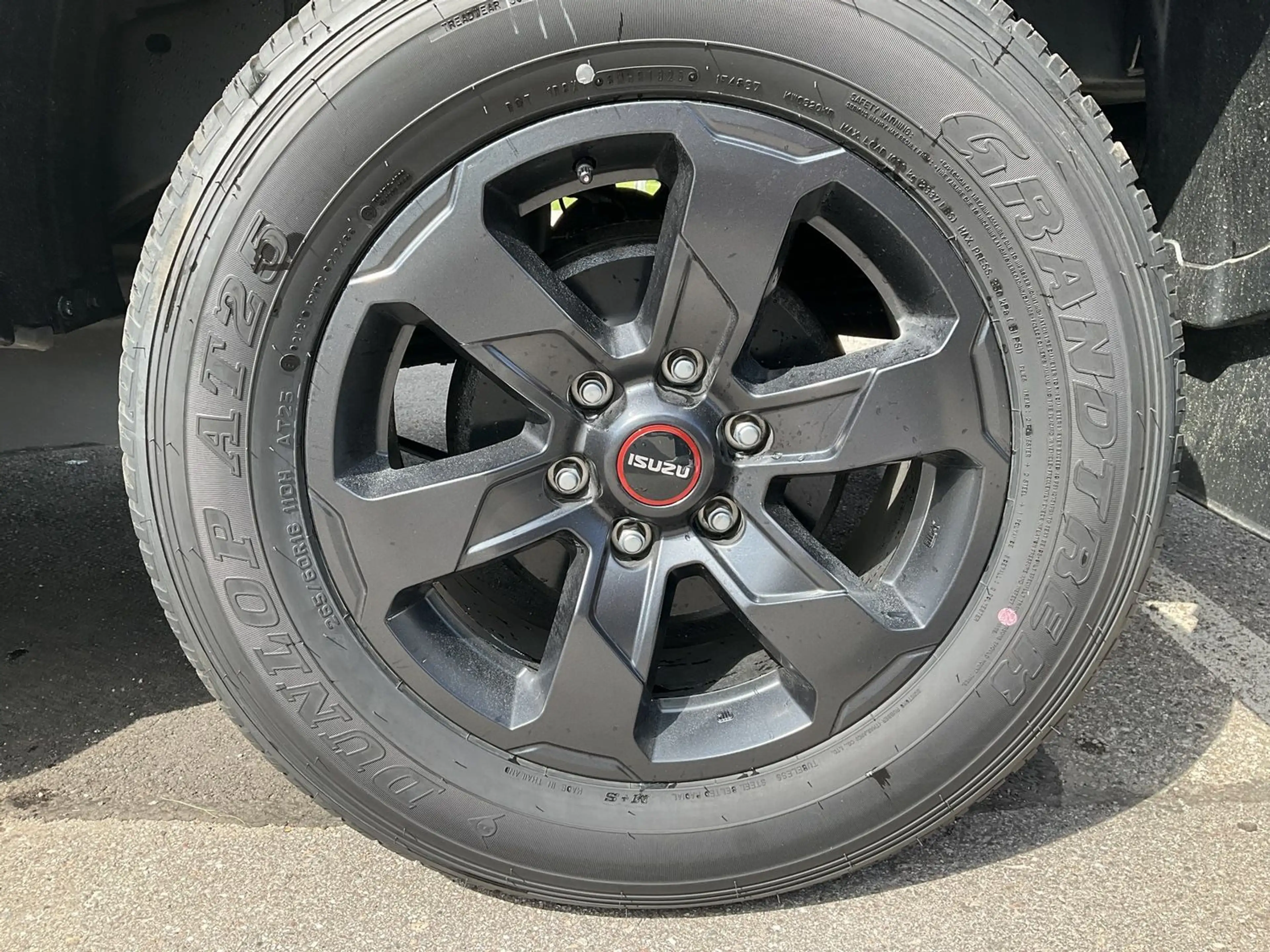 Isuzu D-Max Space Cab 1,9l 4x4 163PS AT - V-Cross — photo 8