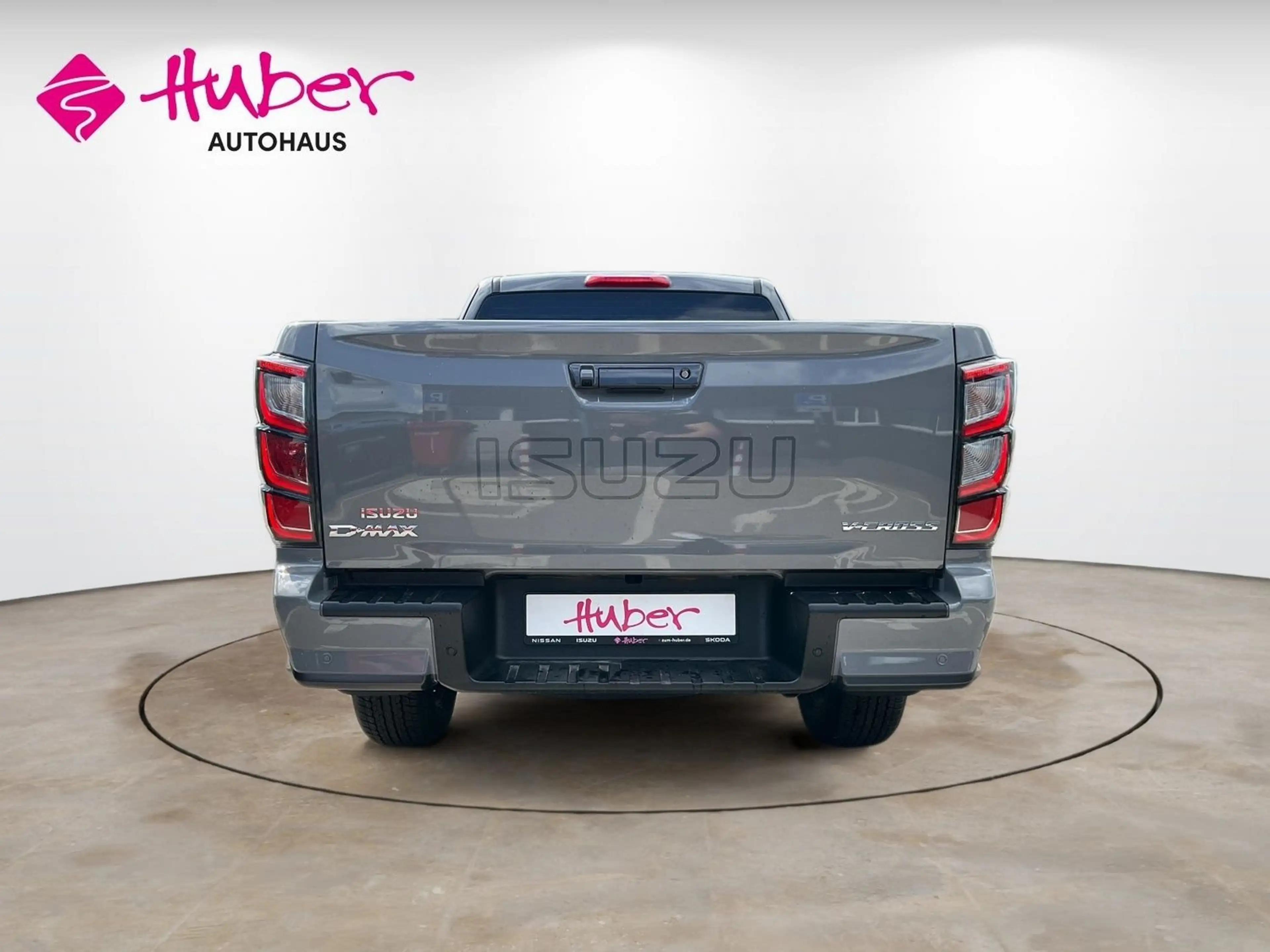 Isuzu D-Max Space Cab 1,9l 4x4 163PS AT - V-Cross — photo 5