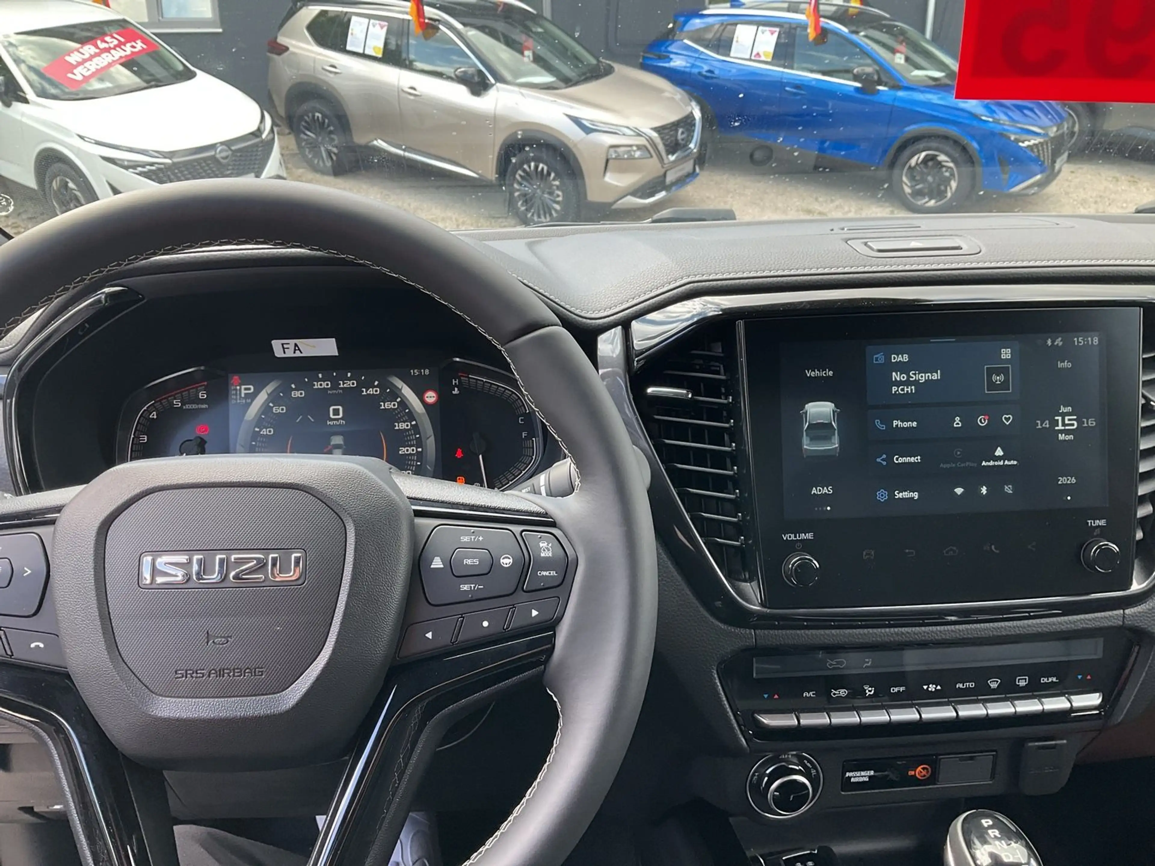 Isuzu D-Max Space Cab 1,9l 4x4 163PS AT - V-Cross — photo 11