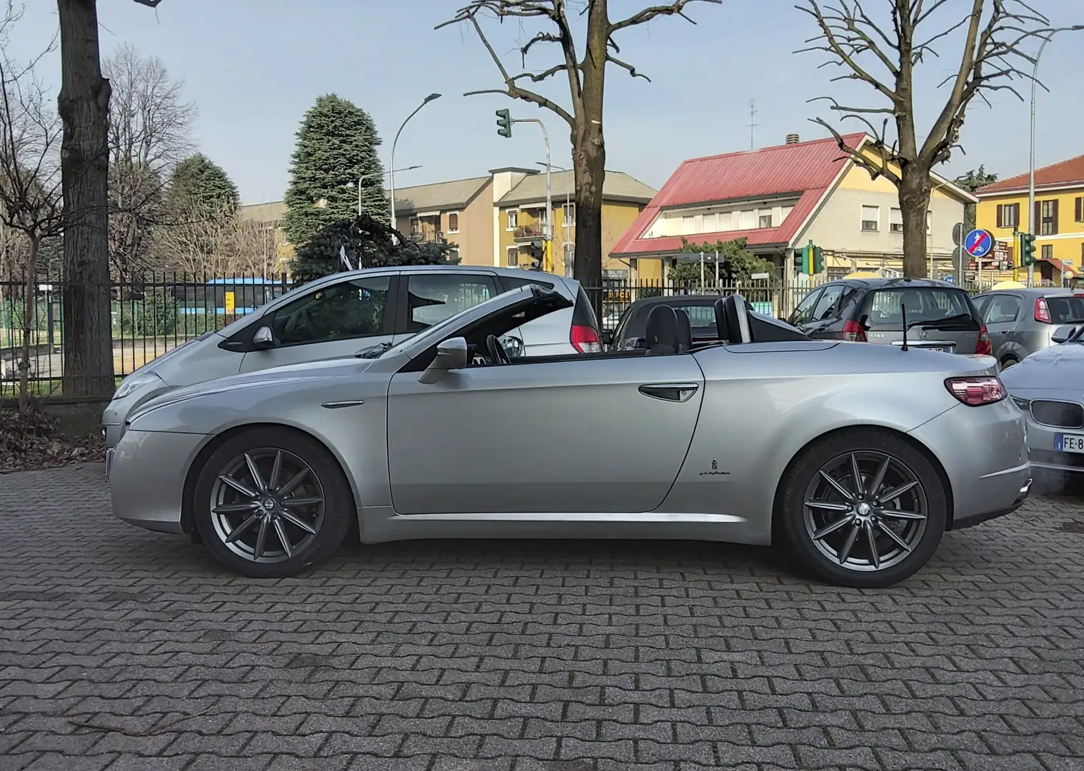 Alfa Romeo Spider 2.2 jts Argento - 2